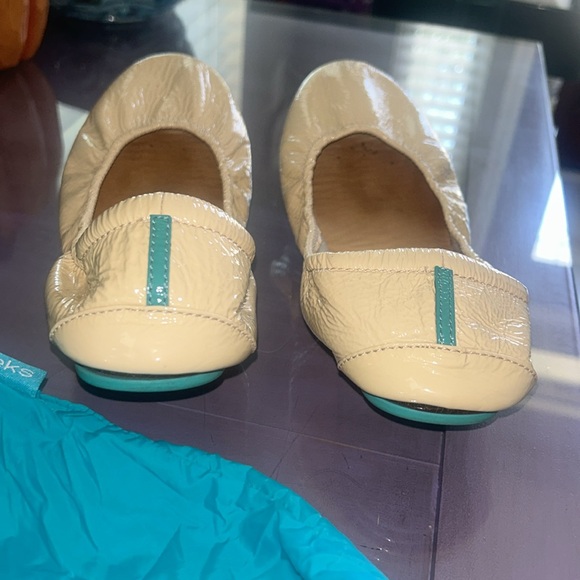 Tieks Nude Size 9 - Picture 4 of 5